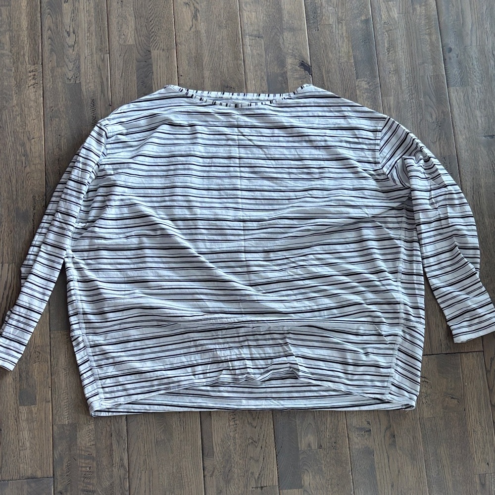 lululemon athletica Striped Long Sleeve Tee - Black and White